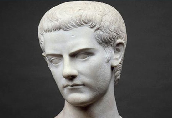 Caligula 12 - 41