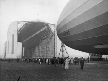 HINDENBURG - THE LARGEST RIGID AIRSHIP EVER BUILT